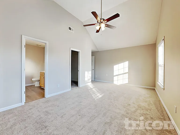 134 Summer Pines Dr — Photo 8