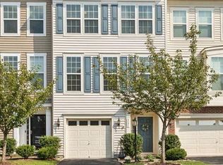 9171 Balaton Lake Ln, Bristow, VA 20136
