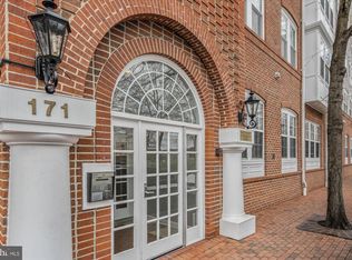 171 Somervelle St APT 106, Alexandria, VA 22304