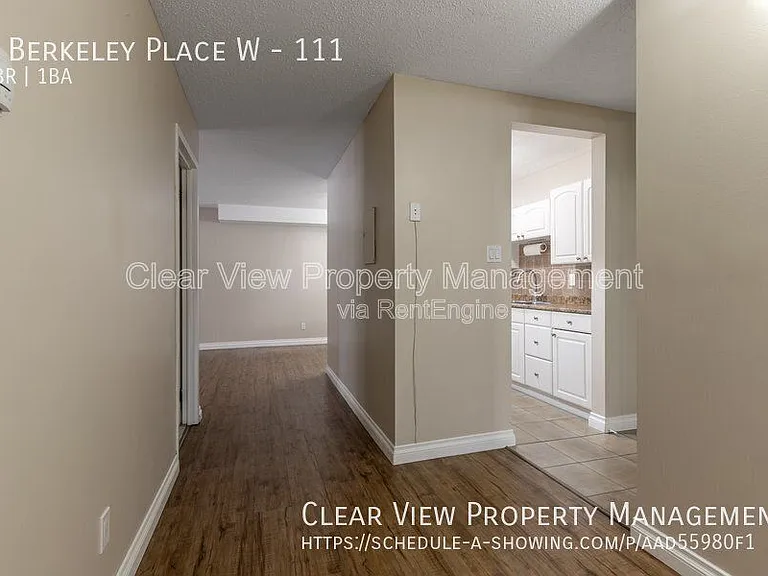 5 Berkeley Pl W #111 — Photo 26