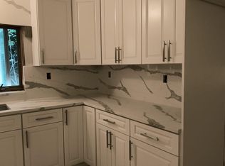 560 Columbia Ave #2, Ridgefield, NJ 07657