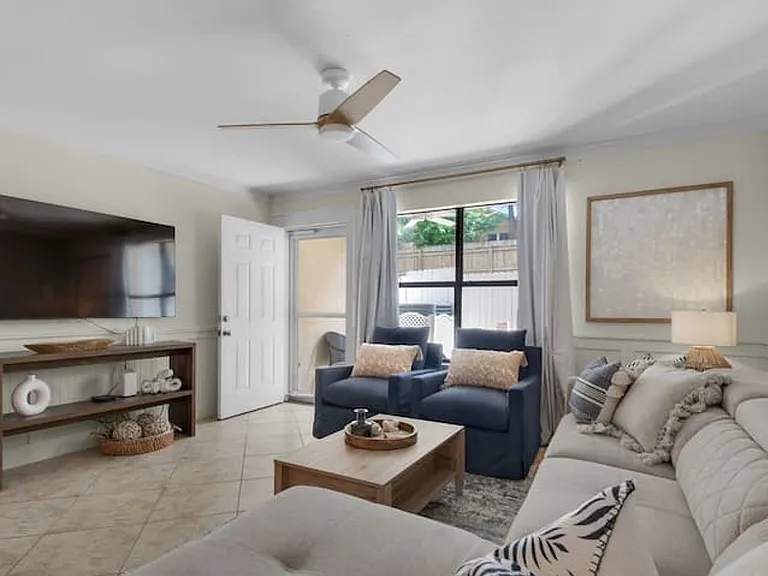 91 Norwood Dr #20 — Photo 10