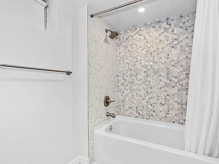 10 Harrison Ave — Photo 34
