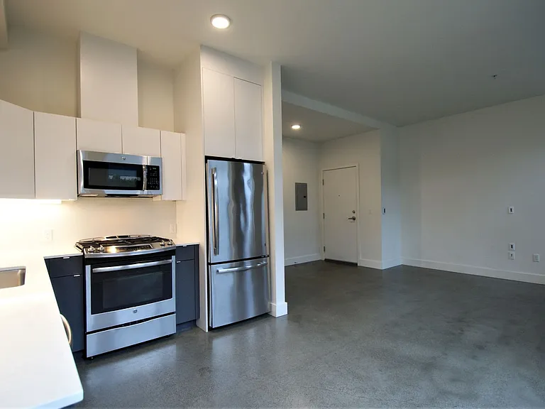 2201 Eastlake Ave E — Photo 6