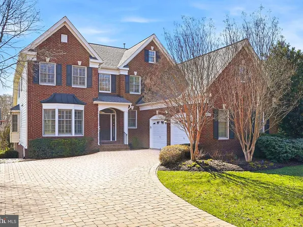 20018 Palmer Classic Pkwy, Ashburn, VA 20147