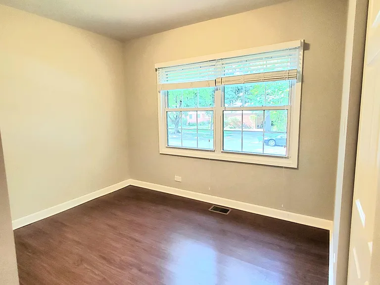 628 Onwentsia Ave #1 — Photo 20