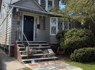 12-14 Hillcrest Rd, Maplewood, NJ 07040