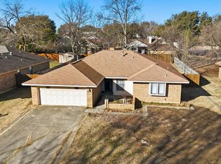 2317 N Lake Trl, Denton, TX 76201