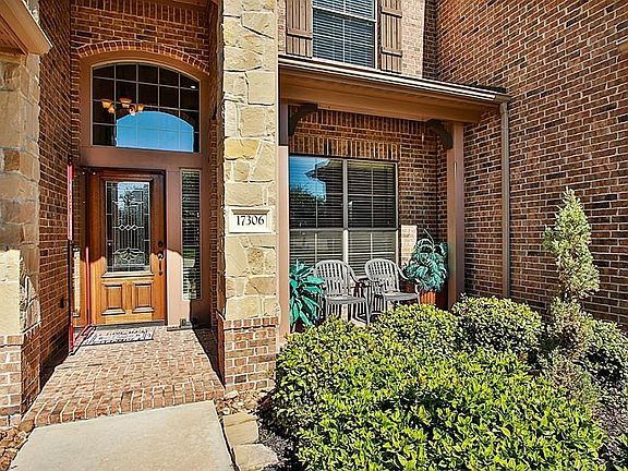 Lead Glass Front Door With Full Glass Storm Door*Front Porch To Visit With Neighbors.
