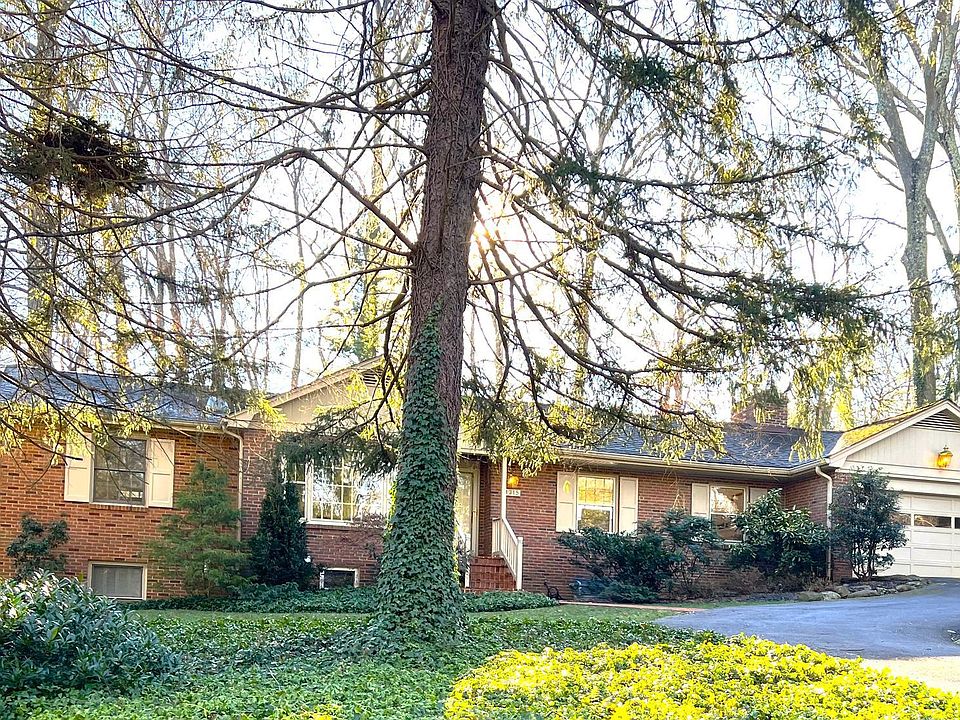 1st image of 3315 Barkley Dr
