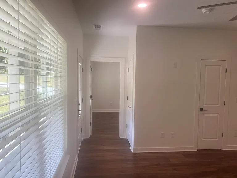 2100 Airport Rd — Photo 5
