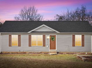 960 Granny White Rd, Clarksville, TN 37040