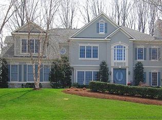 11529 Tralee Dr, Great Falls, VA