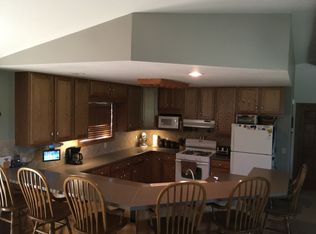 399 29th Rd, Axtell, KS 66403