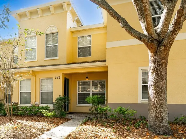 242 Castlekeeper Pl, Valrico, FL 33594