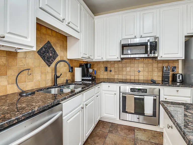 Flatstone Ct — Photo 16