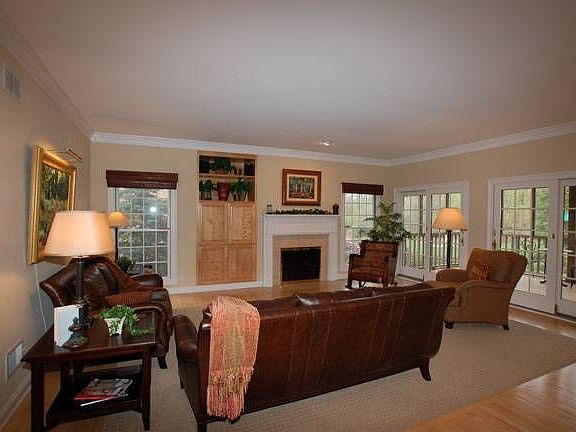 5th image of 28609 N Champions Ct