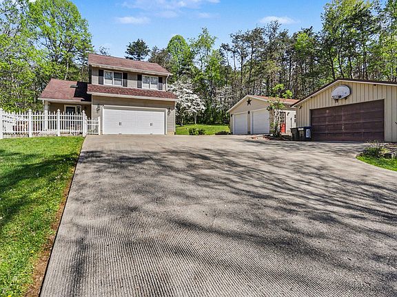 3rd image of 31234 Mays Rd