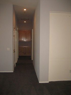 5th image of 77711 Marlowe Ct