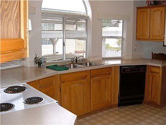 2nd image of 10626 61st St E