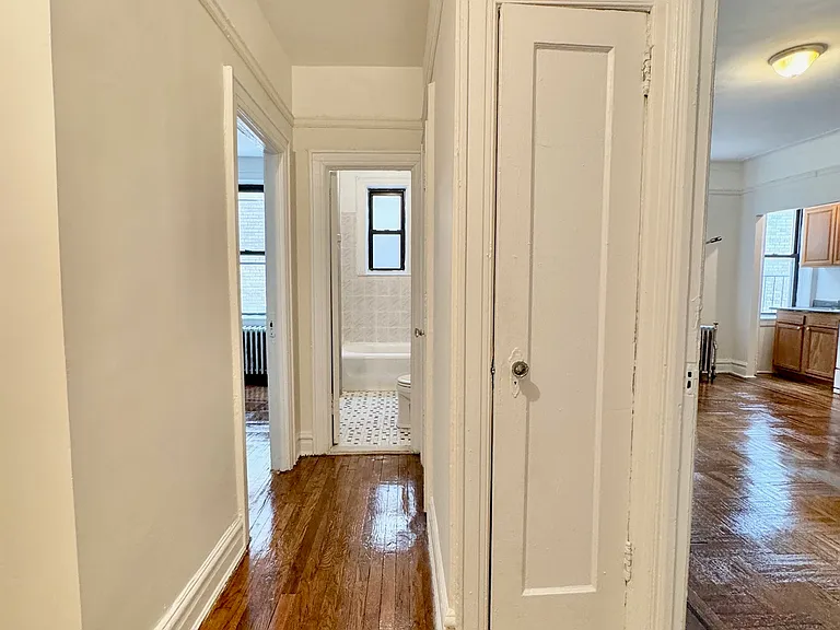 26-80 30th St #4D — Photo 8