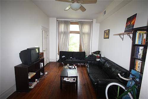 1st image of 1811 W Cortland St APT 2F