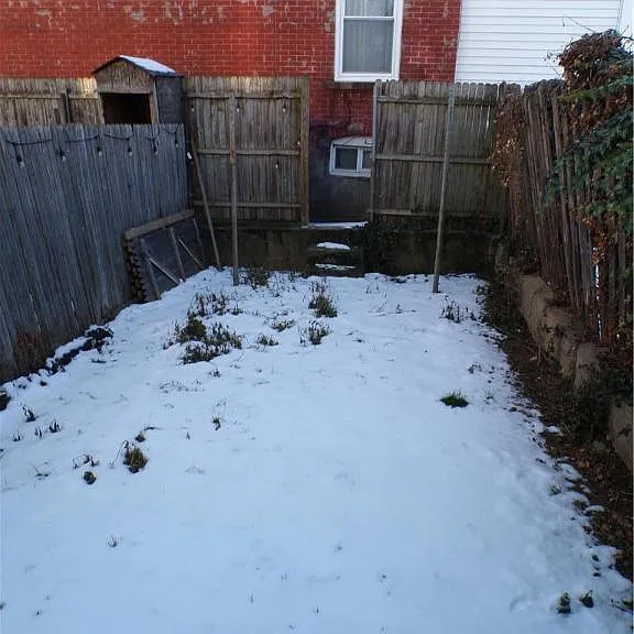 1624 1/2 Utica St — Photo 11