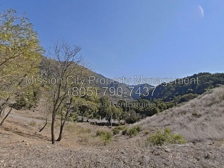 1210 Toro Canyon Rd — Photo 2