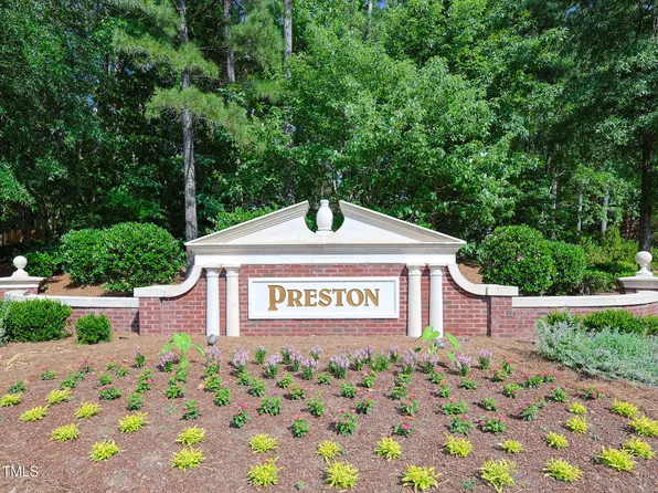 102 Preston Pines Dr, Cary, NC 27513