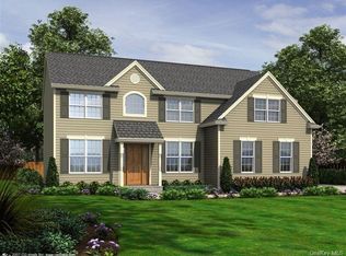 34 Highgrove Rd, Washingtonville, NY 10992