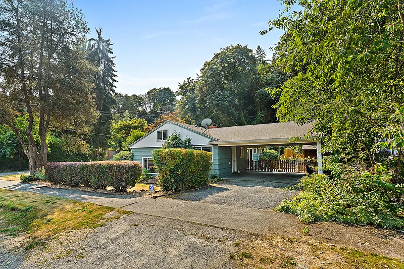3 bed, 1.0 bath, 1440 sqft, $3,500 — Photo 1