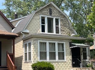 7946 S Marquette Ave, Chicago, IL 60617