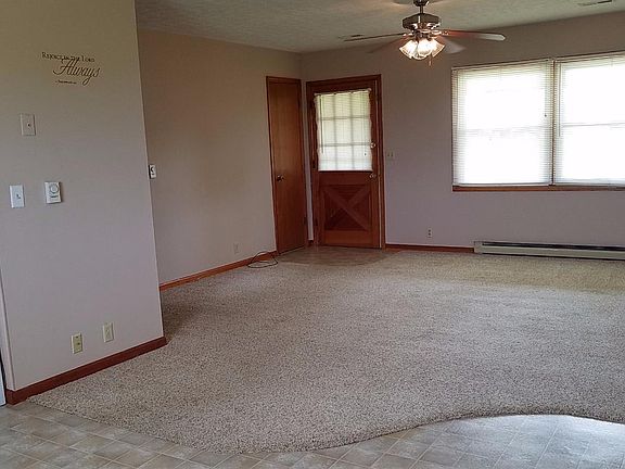 2nd image of 80 Sunshine Ave