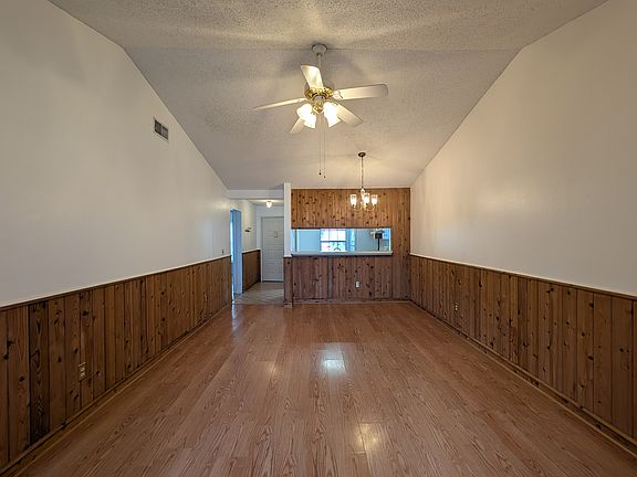 5th image of 1130 Dover Ct