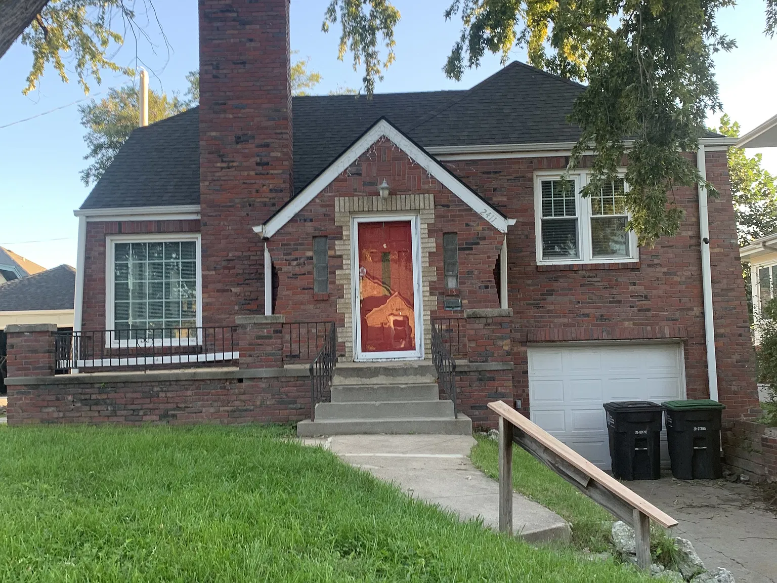 2411 Baumann Ave - 2411 Baumann Ave — Photo 1