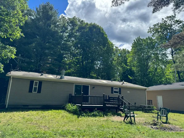 5637 Fitzwater Rd, Gladwin, MI 48624