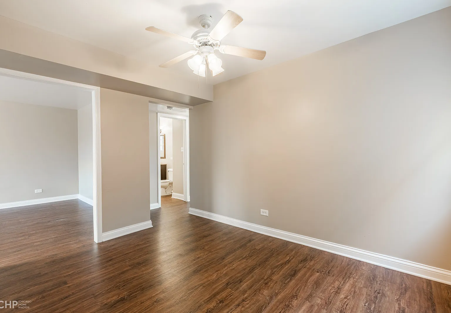 2 bed, 875 sqft, $1,325 — Photo 4