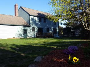 18 Lady Slipper Ln, Franklin, MA 02038