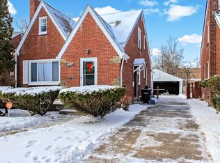 17153 Sunderland Rd, Detroit, MI 48219