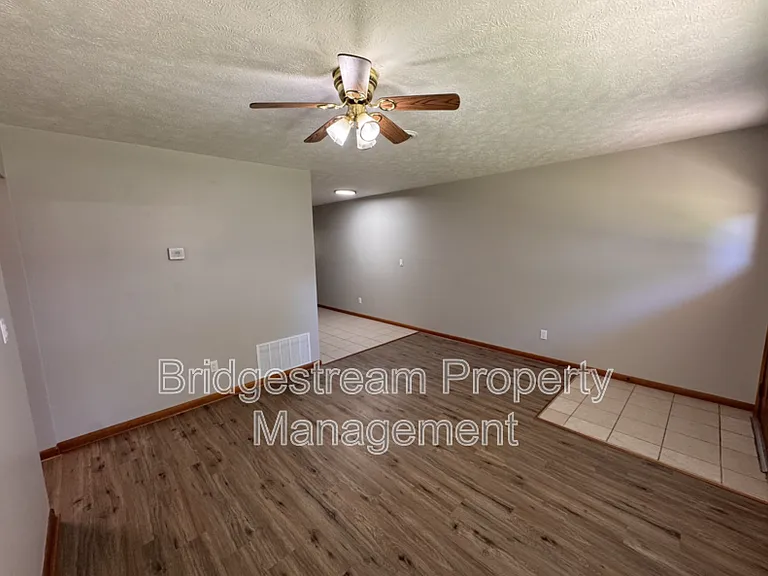 426 S Walnut St #C — Photo 2