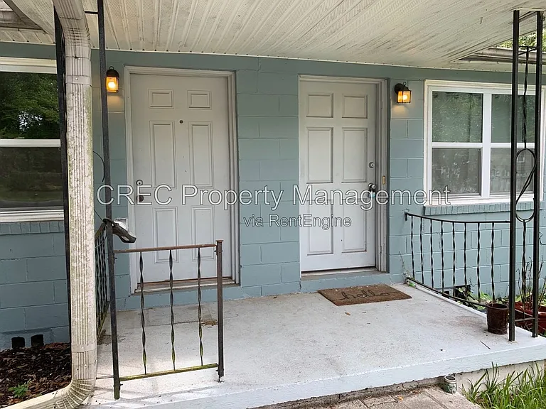1519 Balsam St #A — Photo 2