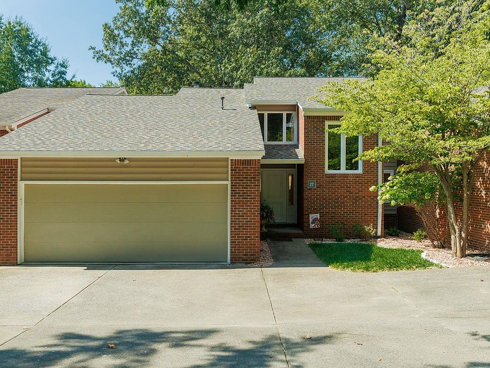1st image of 27 Meadowlink Dr