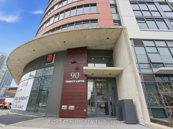 90 Trinity St #311, Toronto, ON M5A 0E4