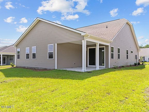 2nd image of 618 Edgeside Drive SE