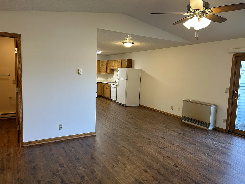3413 Oak Knoll Dr