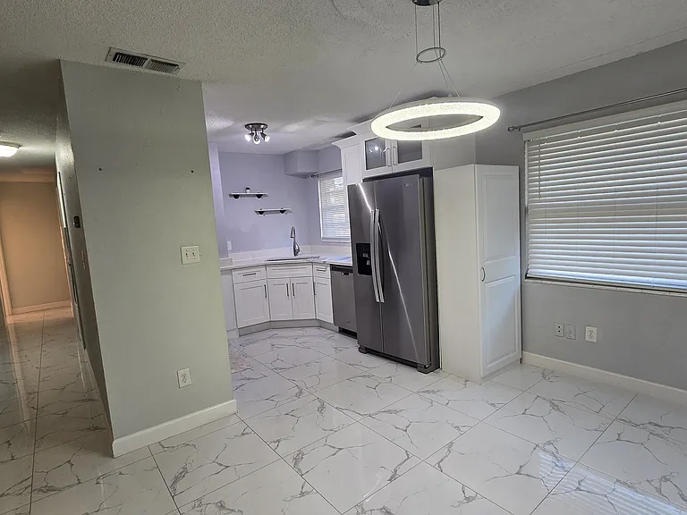 1809 Garwood Dr — Photo 2