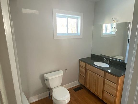 2nd image of 751 Lake Michigan Dr NW APT 1