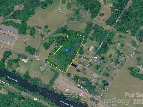 4755 Old Cullowhee Rd, Sylva, NC 28779