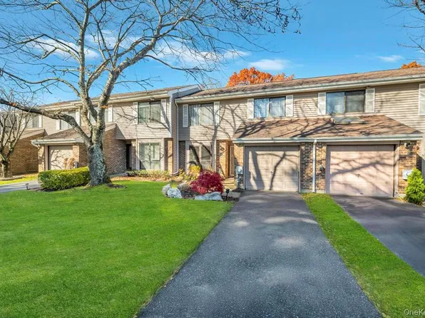 173 North Lane, Smithtown, NY 11787