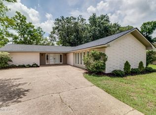 205 Ash Ln, Gulfport, MS 39507